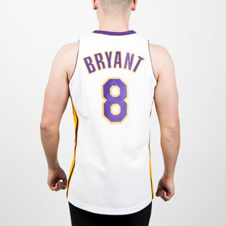 Mitchell & Ness NBA Authentic Jersey – Los Angeles Lakers Kobe Bryant 2003-04 – BA64J8-LAL-W-BZU