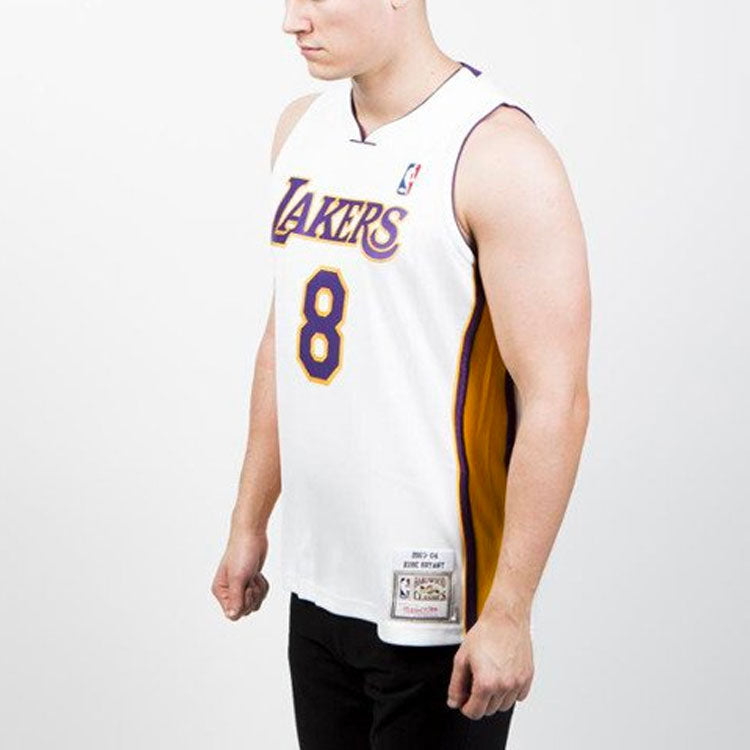 Mitchell & Ness NBA Authentic Jersey – Los Angeles Lakers Kobe Bryant 2003-04 – BA64J8-LAL-W-BZU