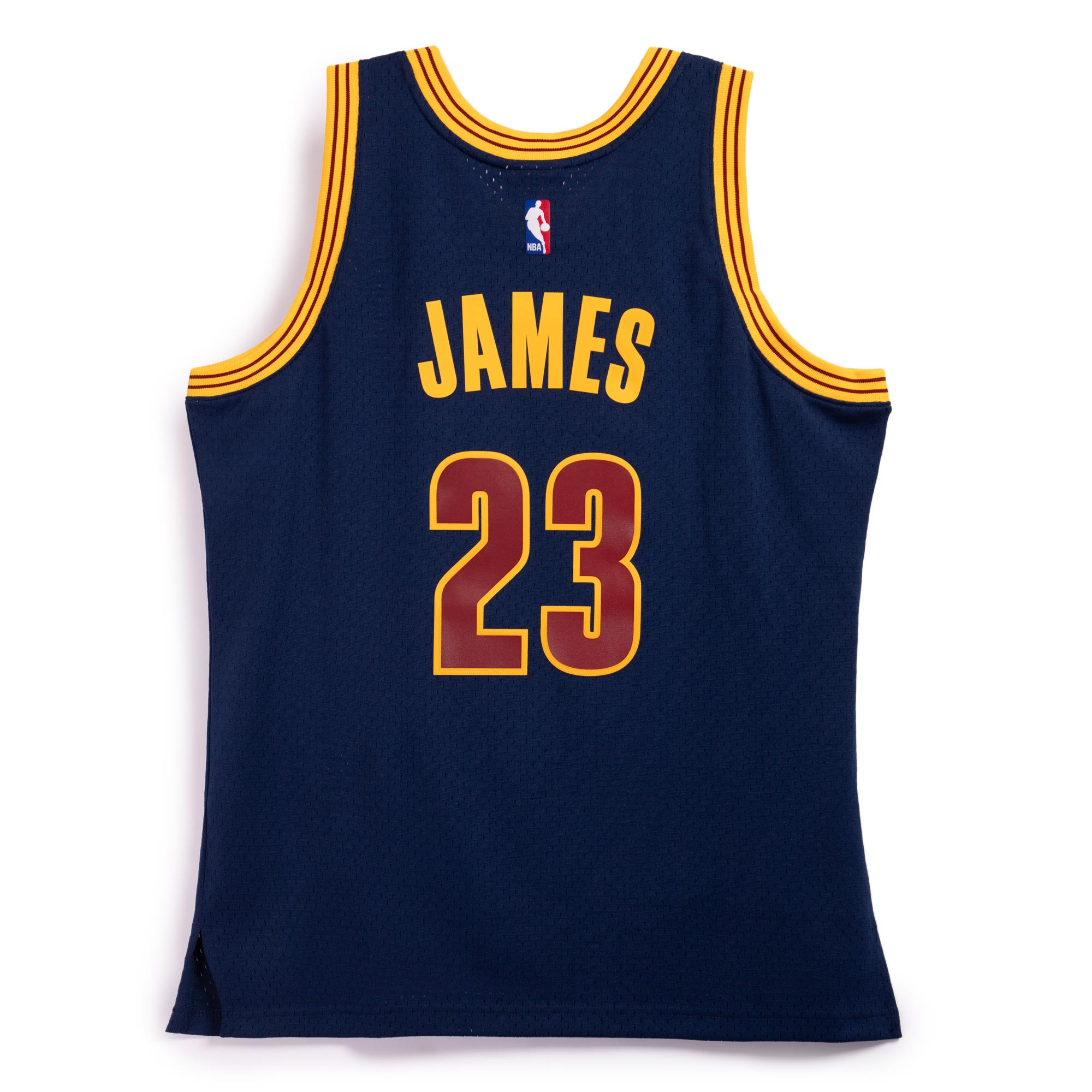 Mitchell & Ness NBA Cleveland Cavaliers LeBron James Swingman Jersey | 2015/16 Alternate | JY8628-CCAASBL