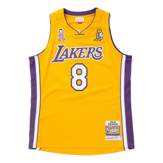 Mitchell & Ness NBA Los Angeles Lakers Kobe Bryant Hardwood Classics Jersey #8 'Gold' 2001-02 AJY41159