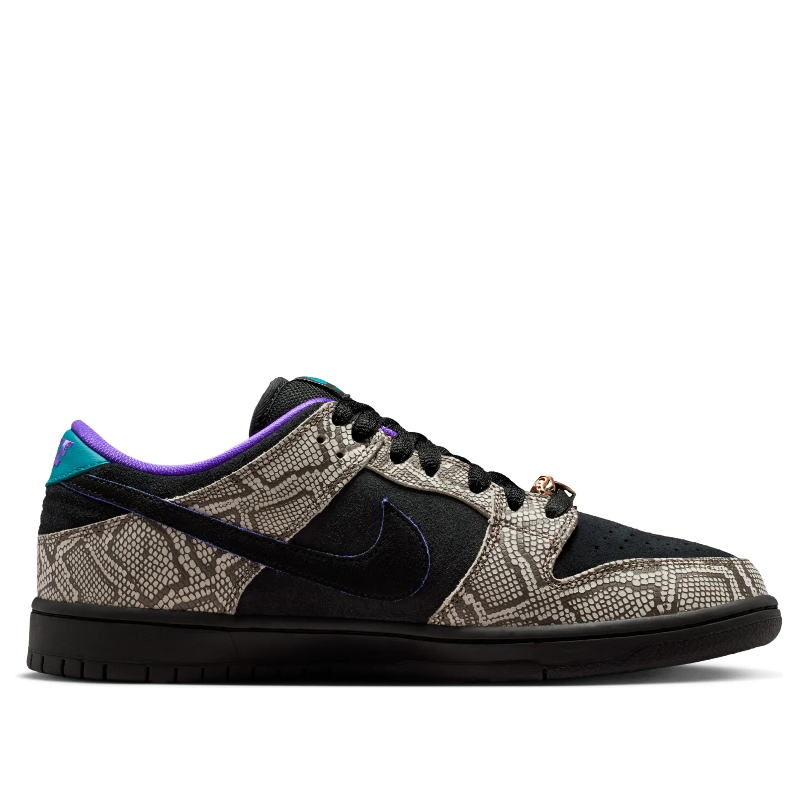 Nike SB Dunk Low x Dashawn Jordan 'String / Black' IB6208-200